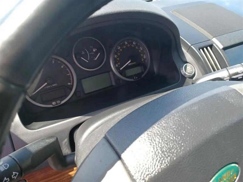 Land Rover LR2  2010