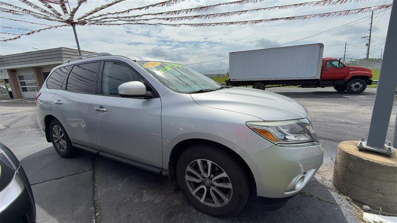 Nissan Pathfinder  2013