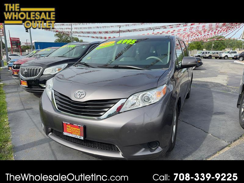 2012 Toyota Sienna LE Minivan 4D