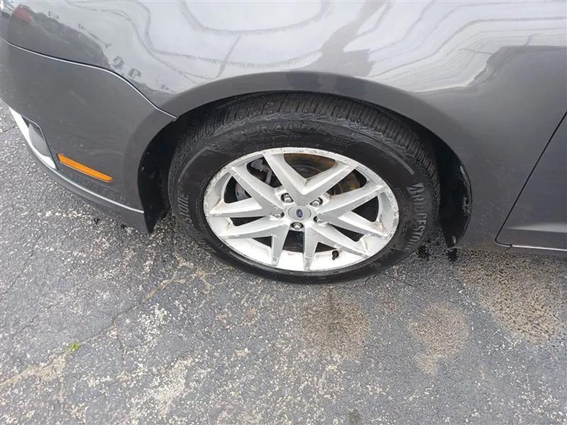 Ford Fusion  2012