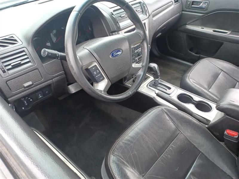 Ford Fusion  2012