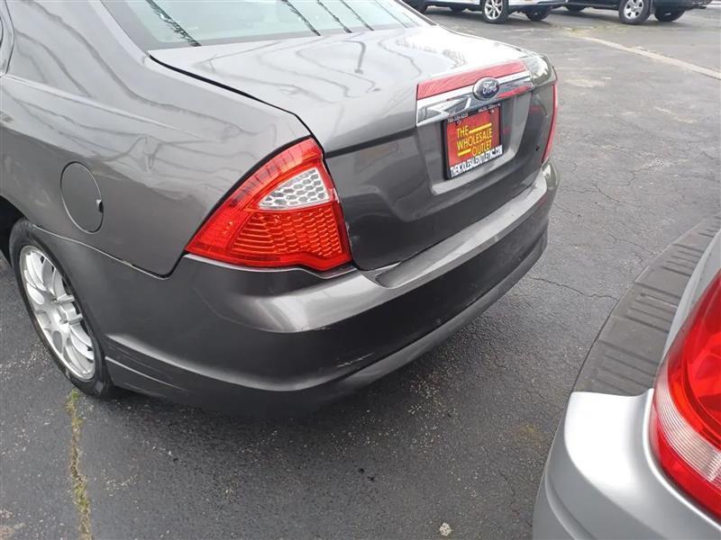 Ford Fusion  2012
