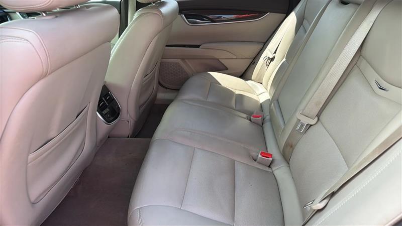 Cadillac XTS  2015