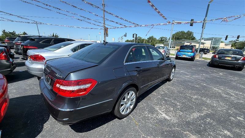 Mercedes-Benz E-Class  2013