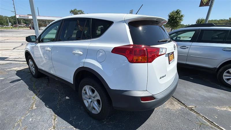 Toyota RAV4  2015