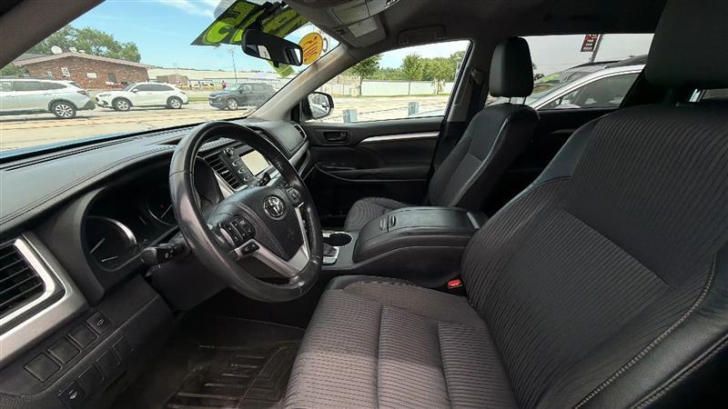 Toyota Highlander  2014