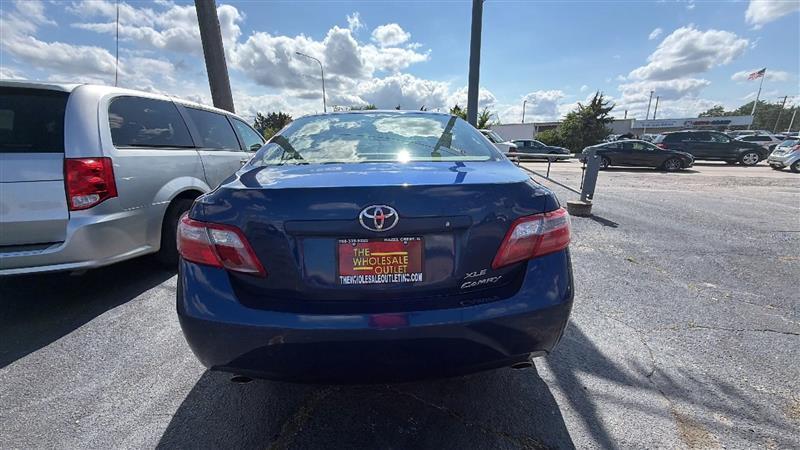 Toyota Camry  2007