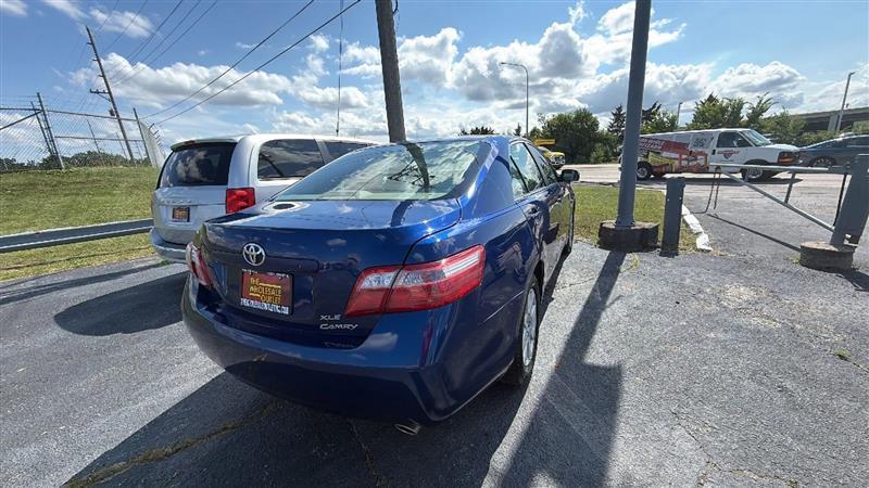 Toyota Camry  2007