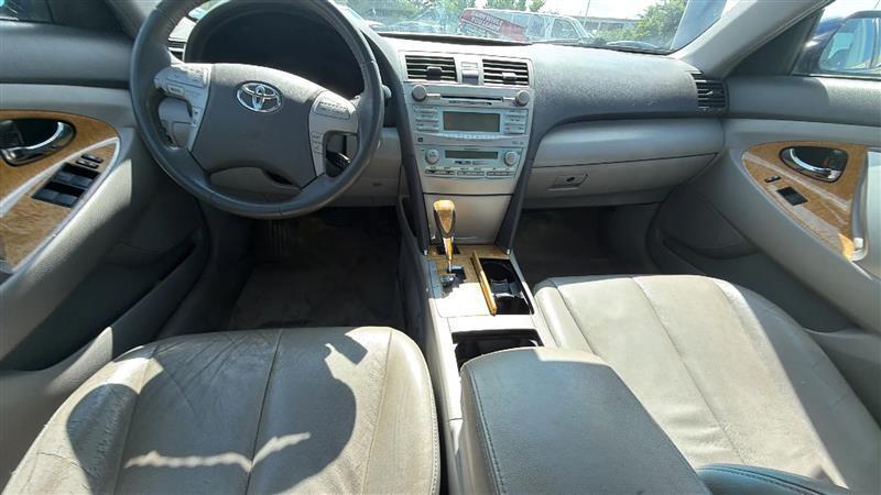 Toyota Camry  2007