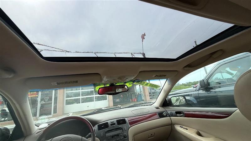 Lexus ES 300  2002