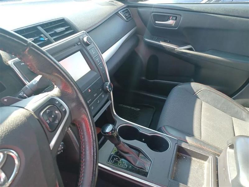 Toyota Camry  2017