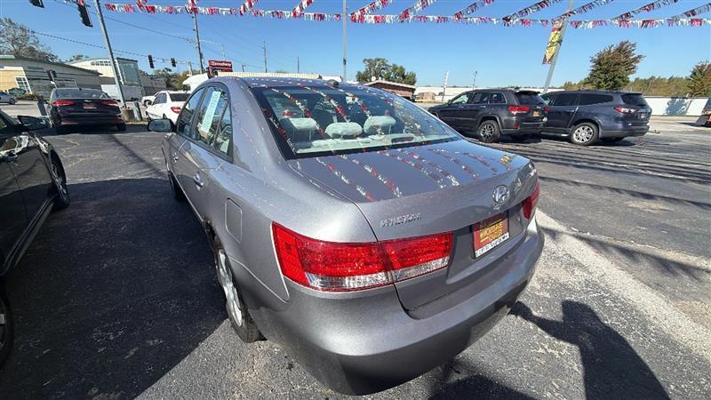 Hyundai Sonata  2008