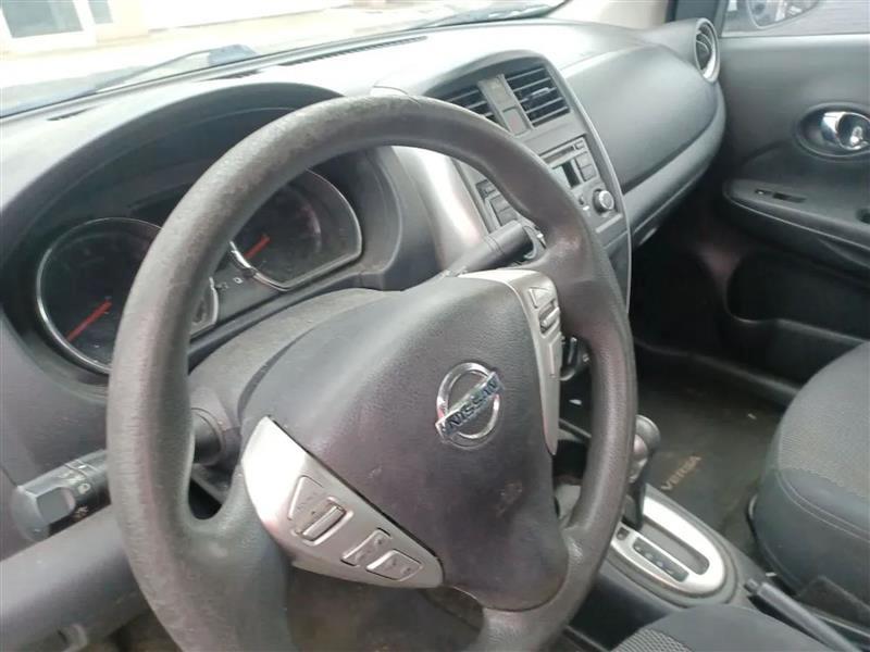 Nissan Versa  2016