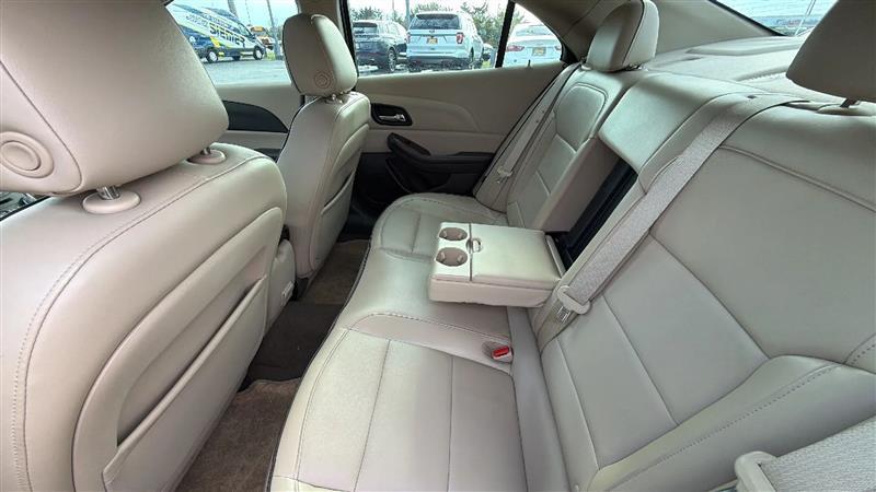 Chevrolet Malibu  2013