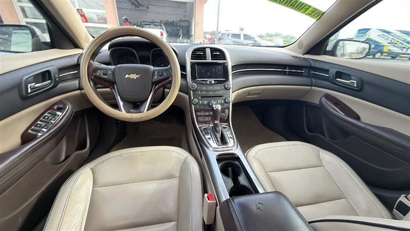 Chevrolet Malibu  2013