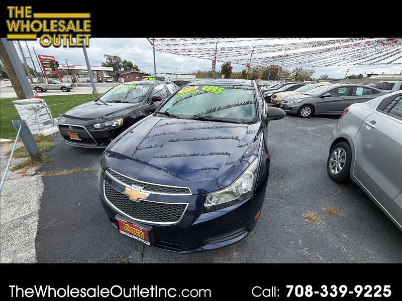 2011 Chevrolet Cruze LS Sedan 4D
