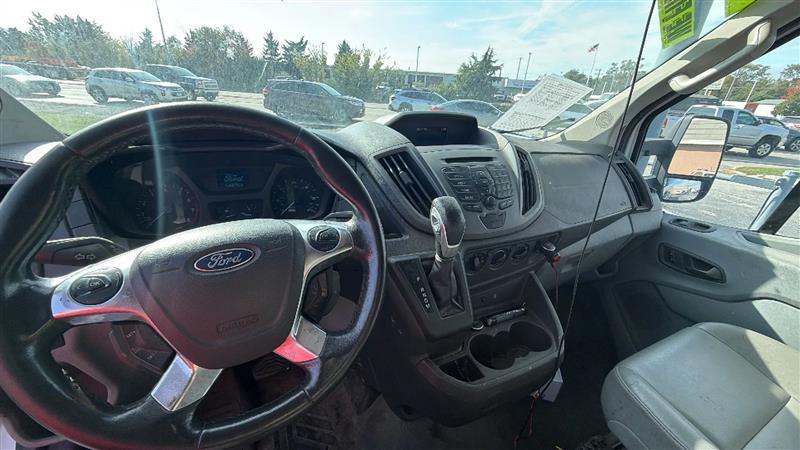 Ford Transit  2015