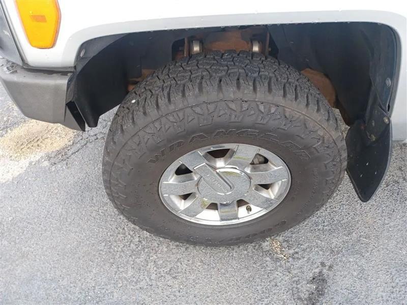 HUMMER H3  2010