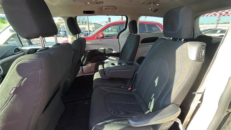 Chrysler Pacifica  2021