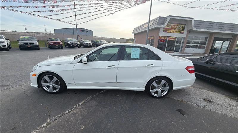 Mercedes-Benz E-Class  2011