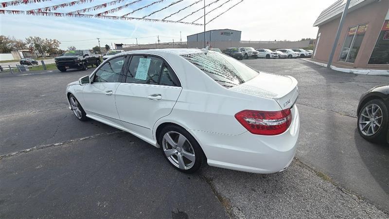 Mercedes-Benz E-Class  2011