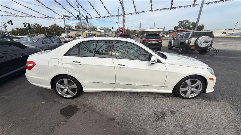 Mercedes-Benz E-Class  2011