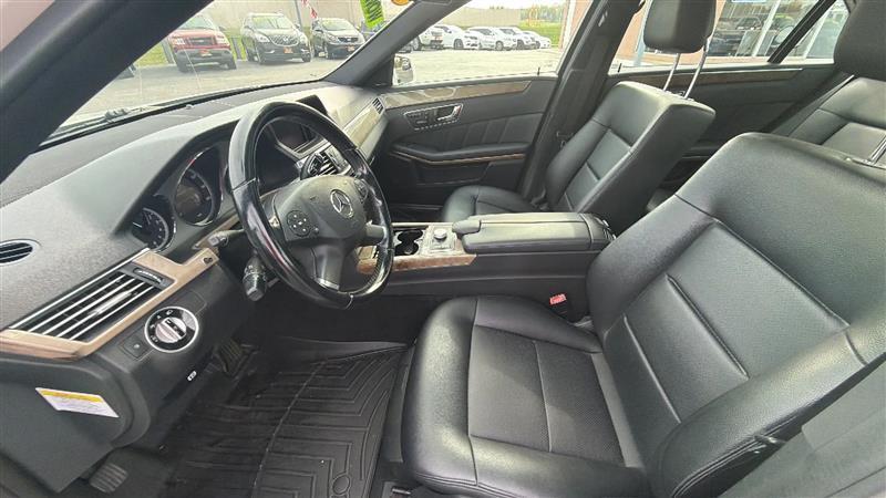Mercedes-Benz E-Class  2011