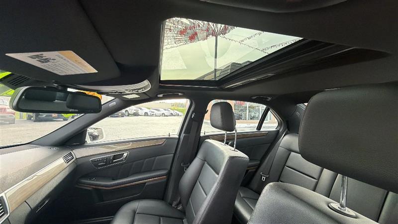 Mercedes-Benz E-Class  2011
