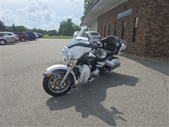 2008 Harley-Davidson FLHTCU 