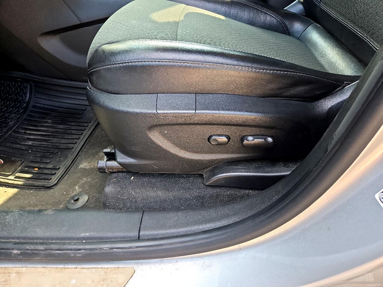 2017 Buick Encore Preferred photo 17