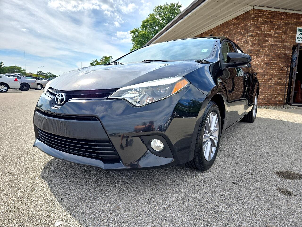 2014 Toyota Corolla LE Plus photo 10
