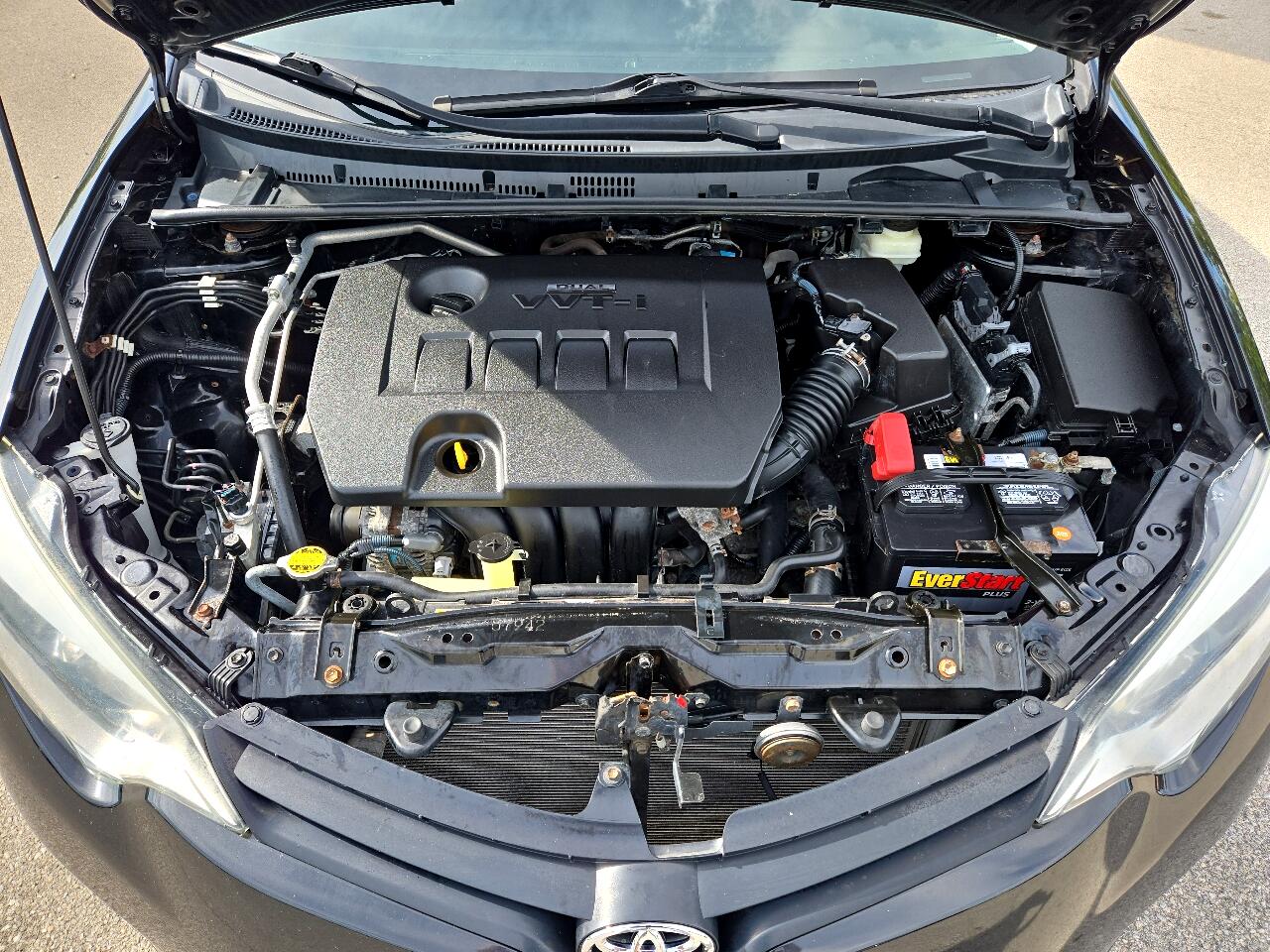 2014 Toyota Corolla LE Plus photo 11