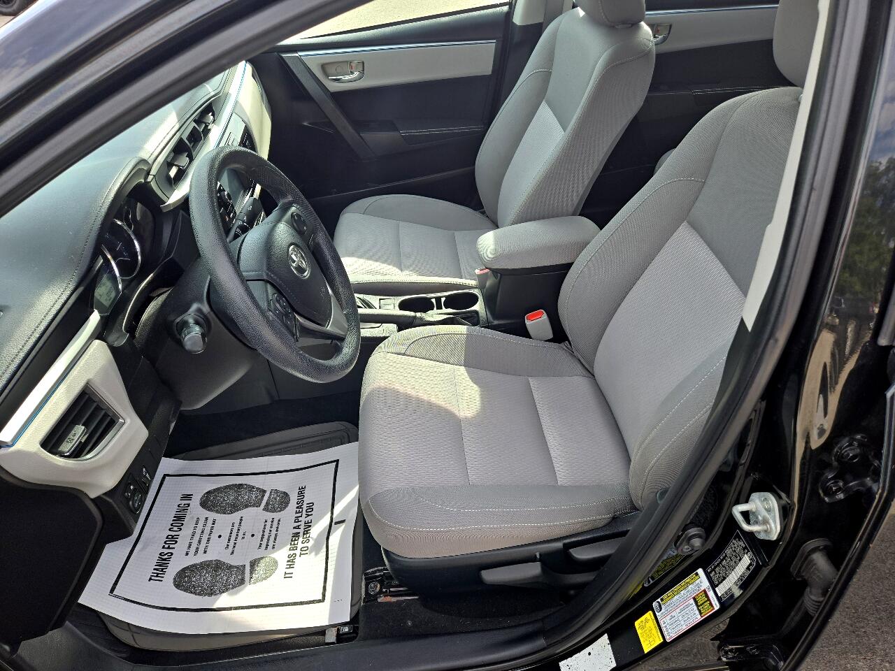 2014 Toyota Corolla LE Plus photo 16