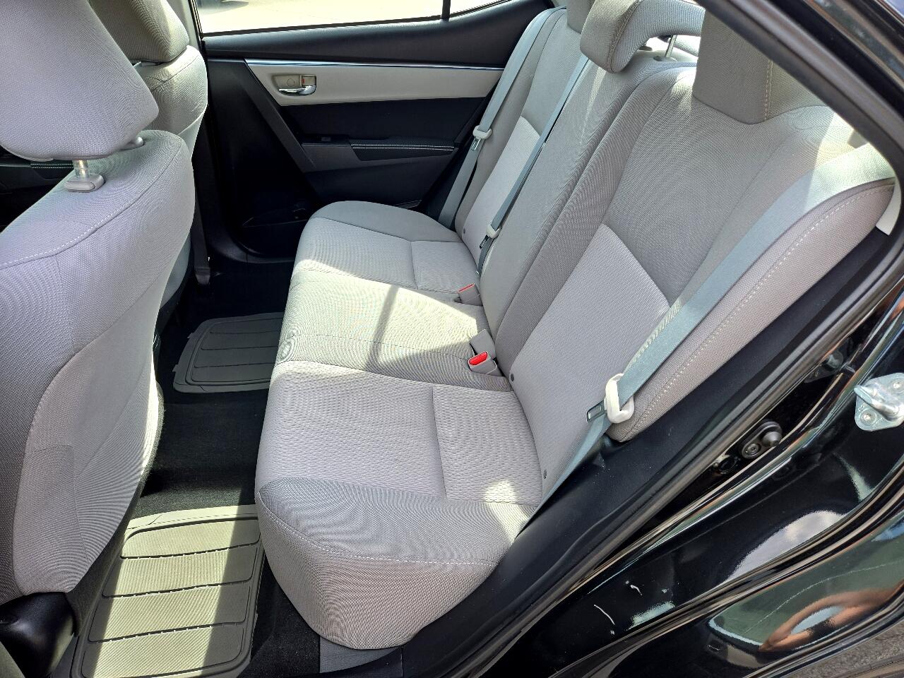 2014 Toyota Corolla LE Plus photo 34