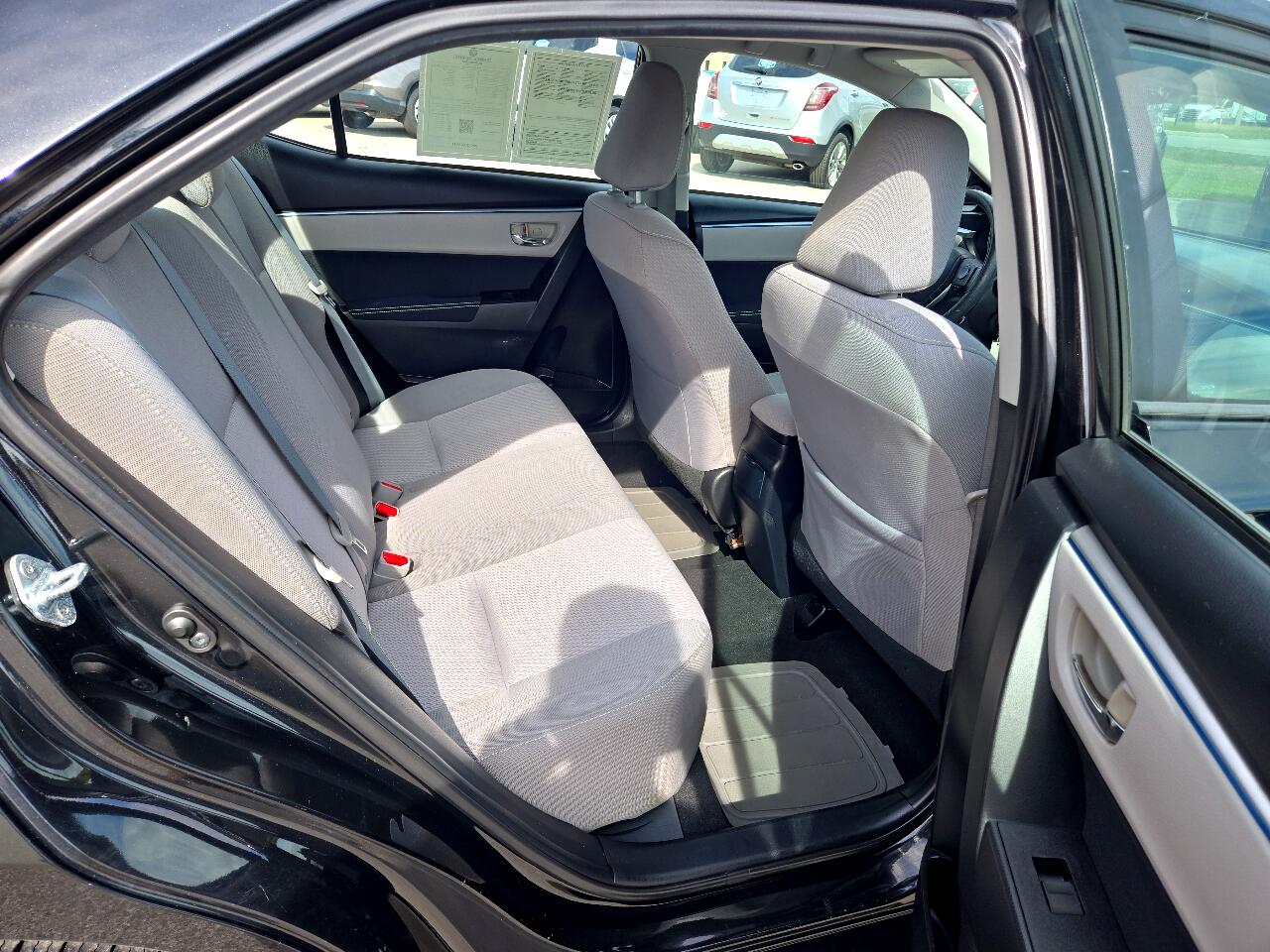 2014 Toyota Corolla LE Plus photo 38
