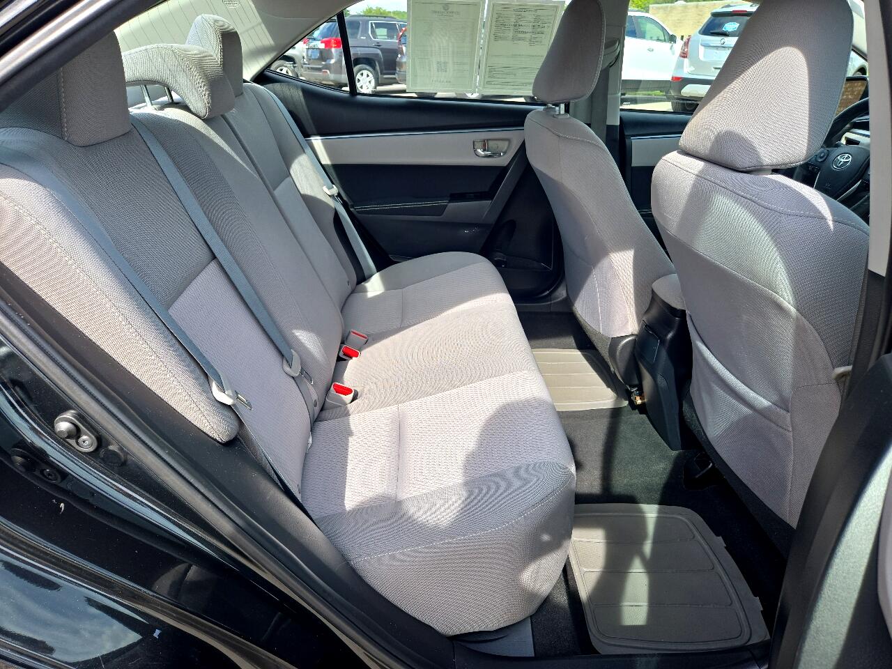 2014 Toyota Corolla LE Plus photo 40