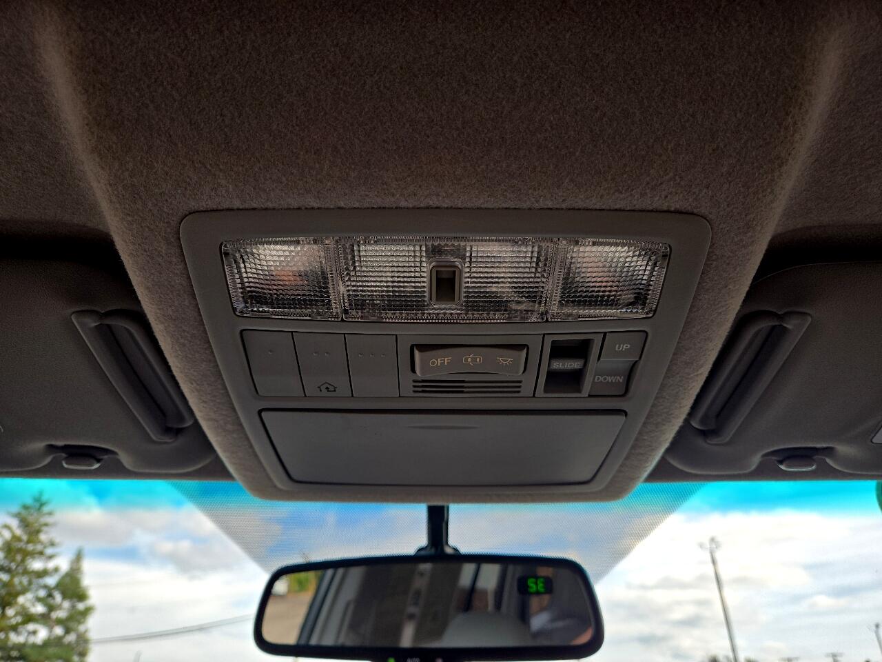2012 Toyota Highlander Base photo 30