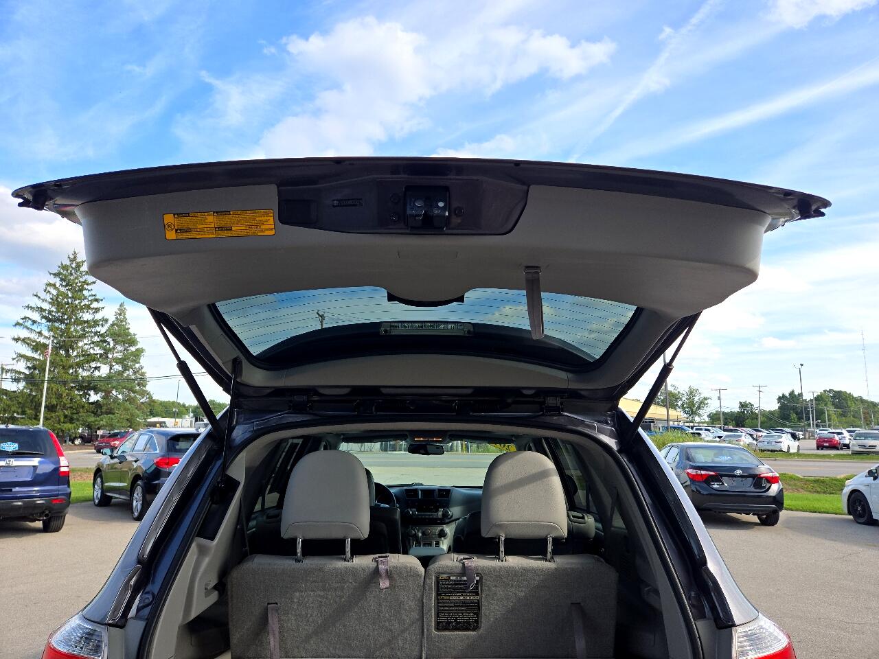 2012 Toyota Highlander Base photo 38
