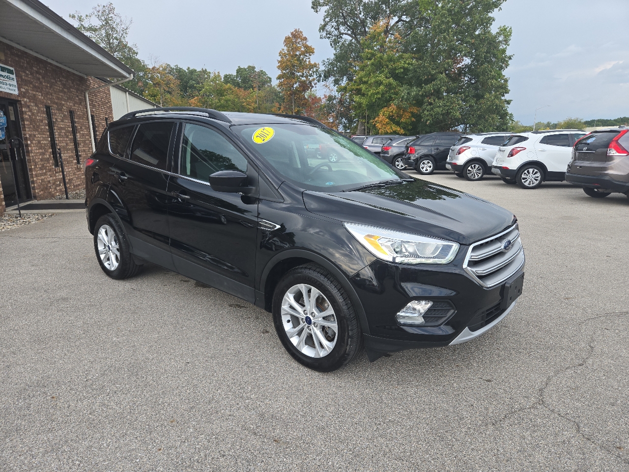 2017 Ford Escape SE photo 2