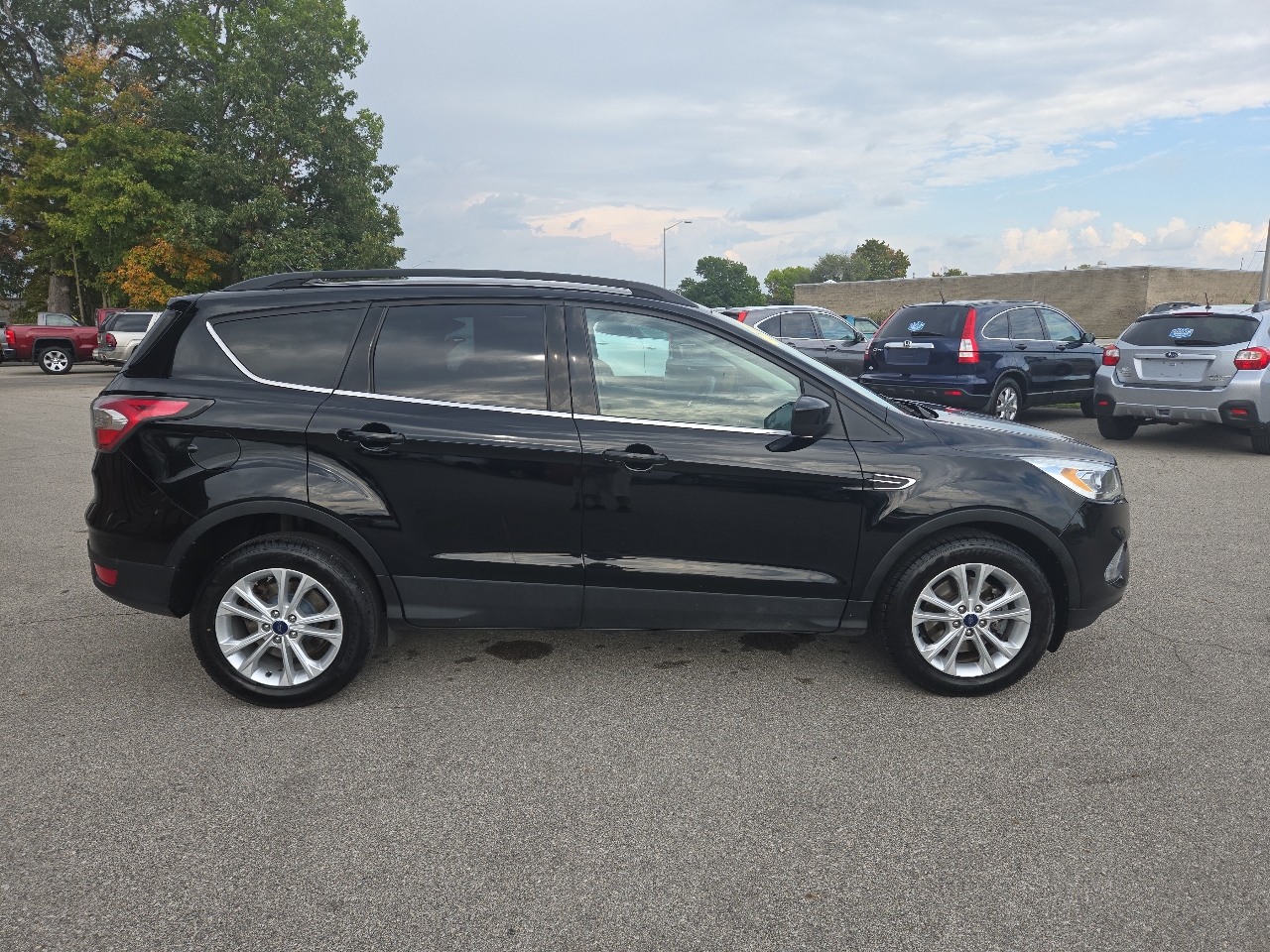 2017 Ford Escape SE photo 4