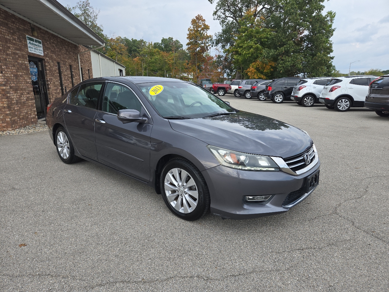 2013 Honda Accord photo 2