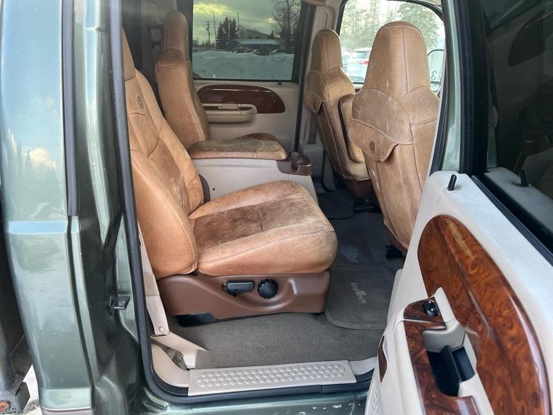 Ford F-250 SD Lariat Crew Cab Long Bed 4WD 2004