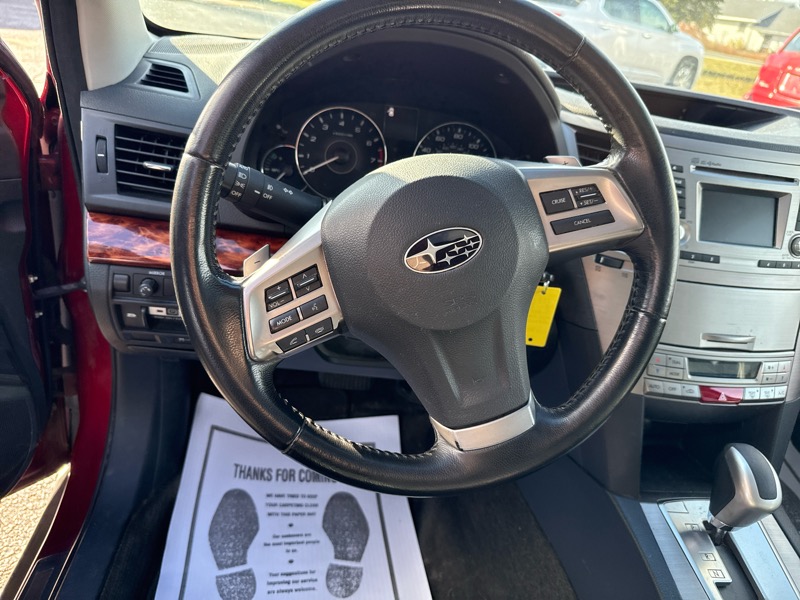 Subaru Outback 2.5i Limited 2012