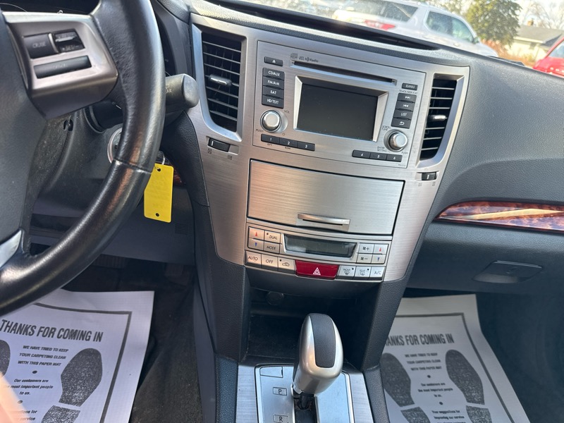 Subaru Outback 2.5i Limited 2012