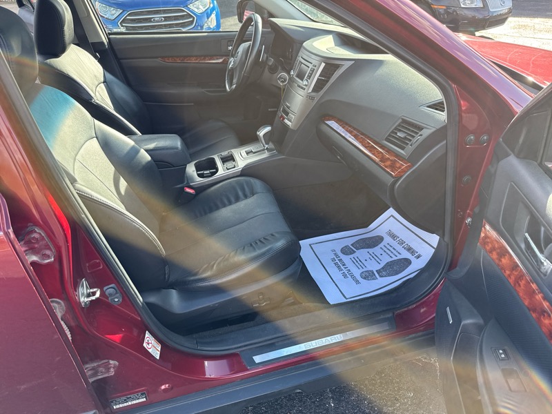 Subaru Outback 2.5i Limited 2012