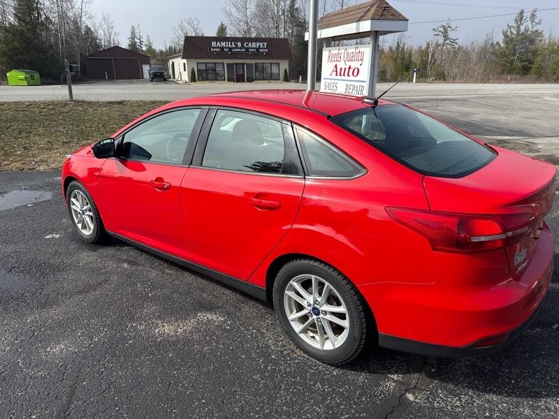Ford Focus SE Sedan 2017