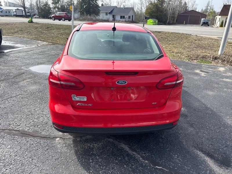 Ford Focus SE Sedan 2017