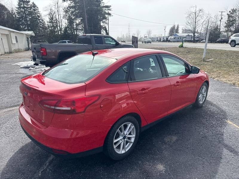 Ford Focus SE Sedan 2017
