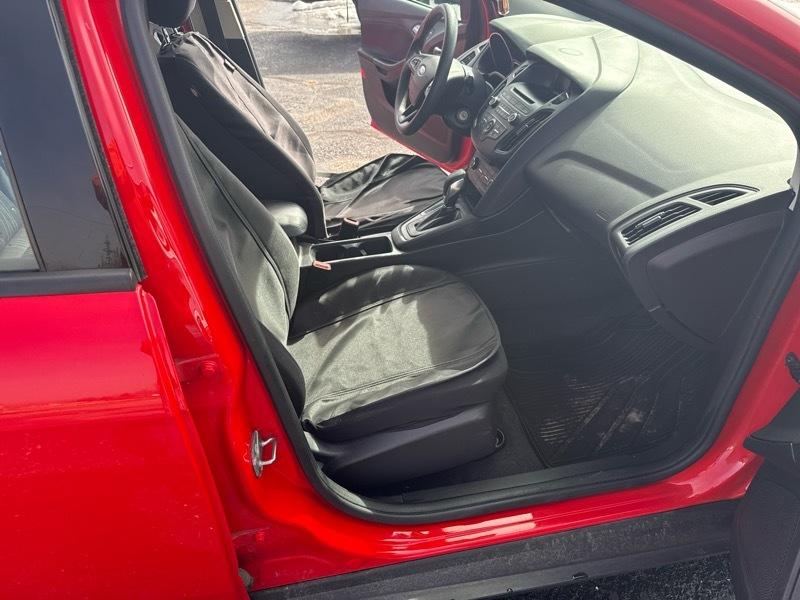 Ford Focus SE Sedan 2017