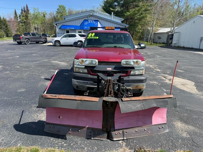Chevrolet Silverado 2500HD LS Ext. Cab Short Bed 4WD 2004